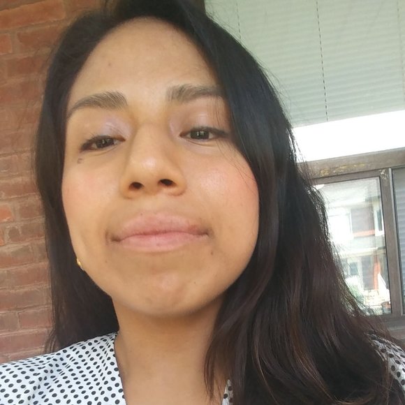 Meet your Posher, Emily - Picture 2 of 2